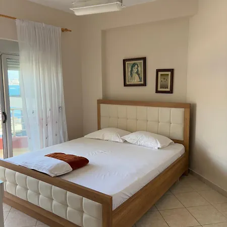 Cosmopolitan Portside شقة ساراندا